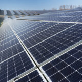 ブロックチェーン技術を活用した太陽光パネルの情報管理プラットフォーム開発を支援、太陽光パネルのリユース市場創出による資源循環を目指す